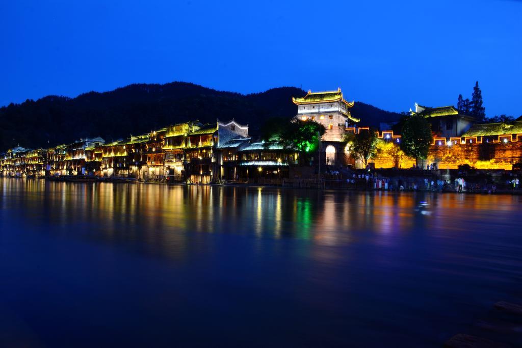 Fenghuang Slowly Time Inn Luaran gambar