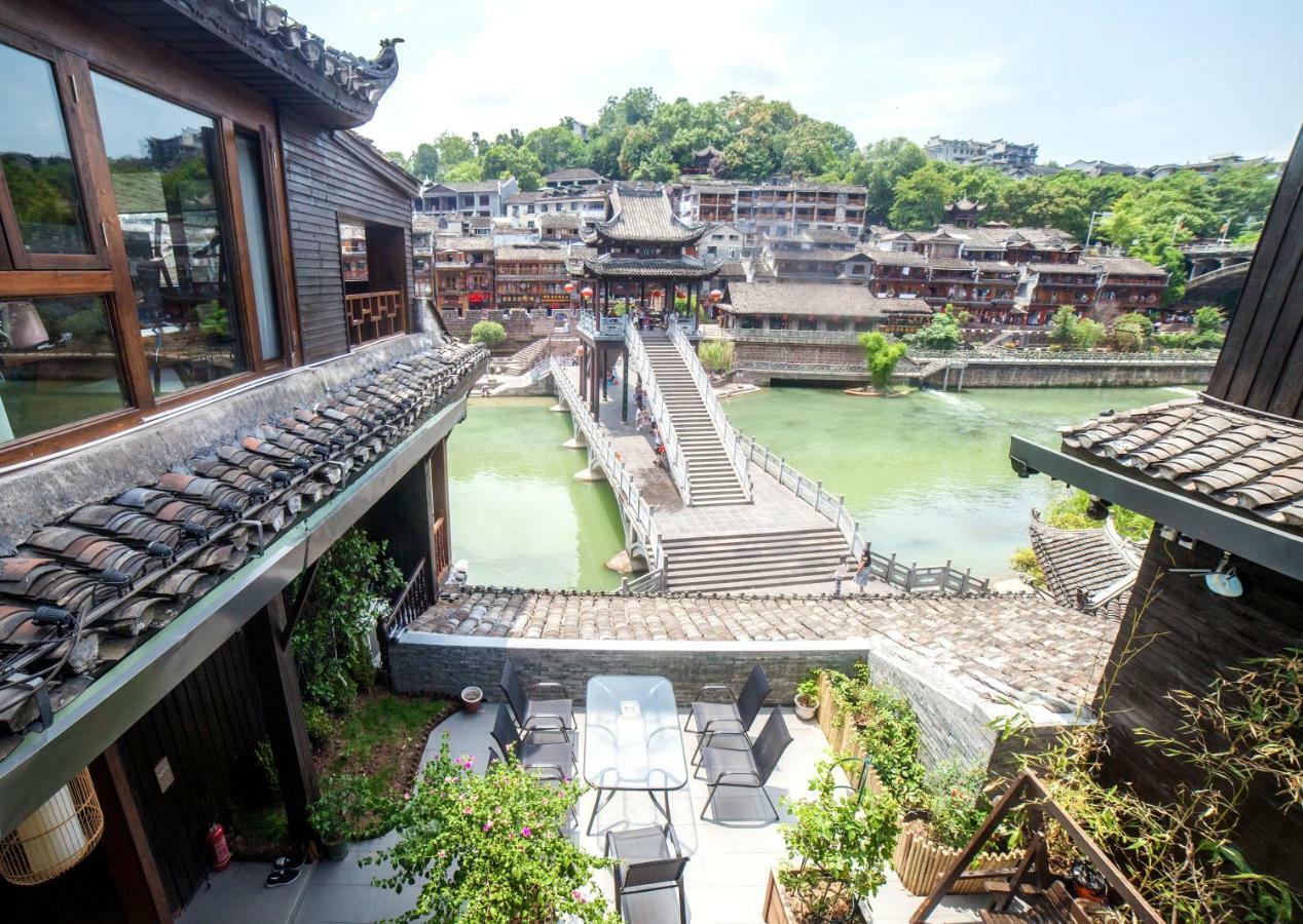 Fenghuang Slowly Time Inn Luaran gambar